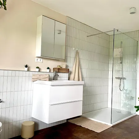 Modernes Mit Blick Ins Gruene