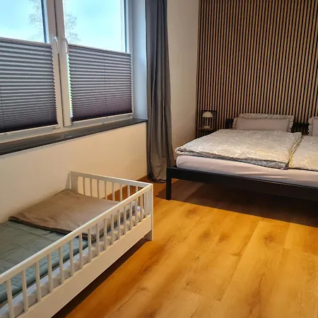 Modernes Mit Blick Ins Gruene Daire