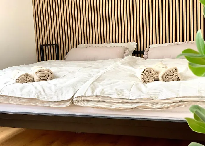 Apartment Modernes Mit Blick Ins Gruene